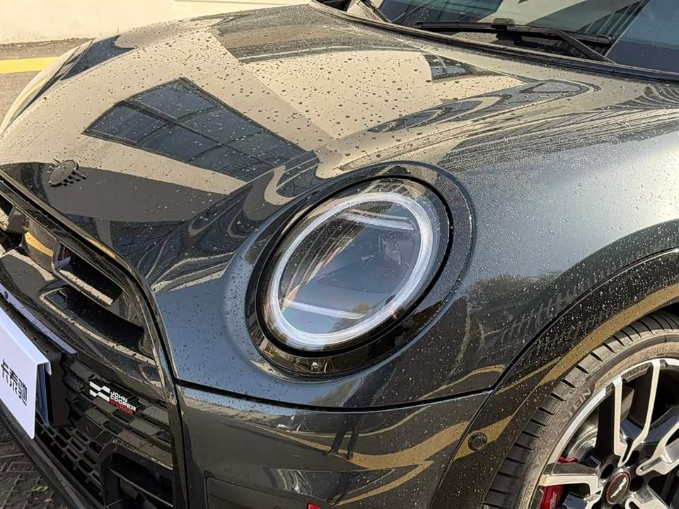 MINI JCW