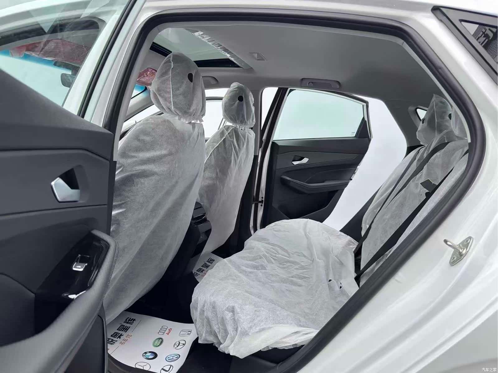 Geely Binray, 2026 9