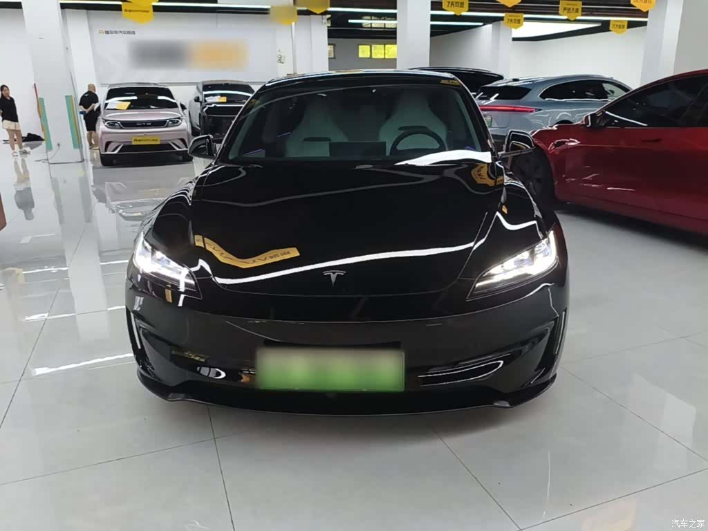 Tesla Model 3, 2026 3
