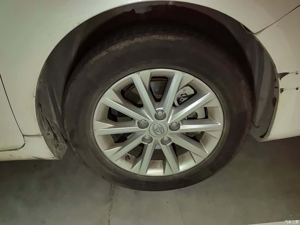 Toyota Camry, 2017 23