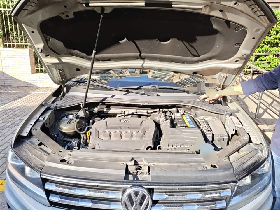 Volkswagen Tiguan L