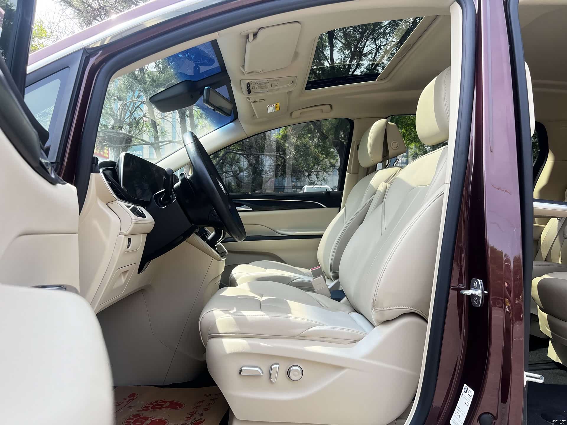 Buick GL8, 2023 18