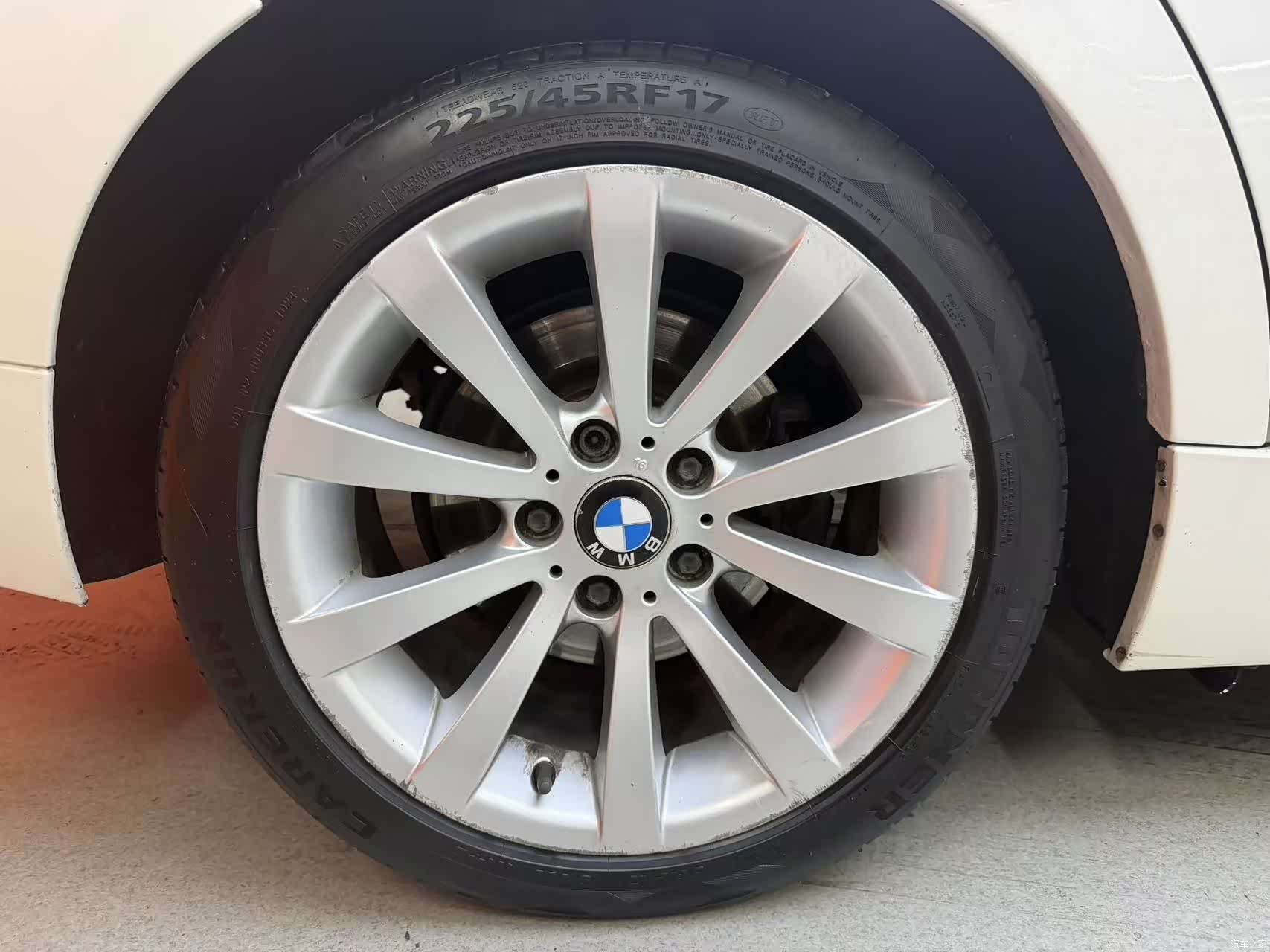 BMW 3 Series, 2011 14