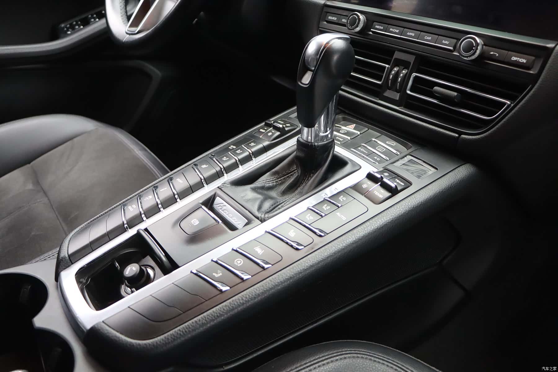 Porsche Macan, 2019 9
