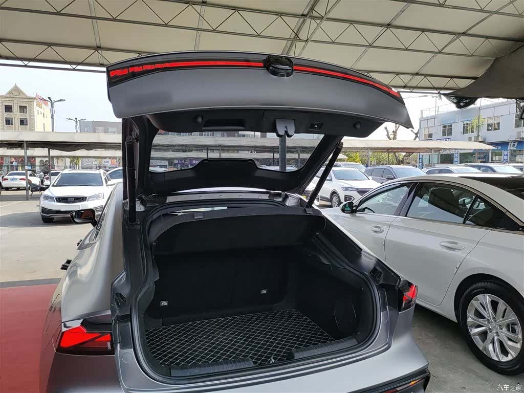 Changan UNI-V, 2023 15