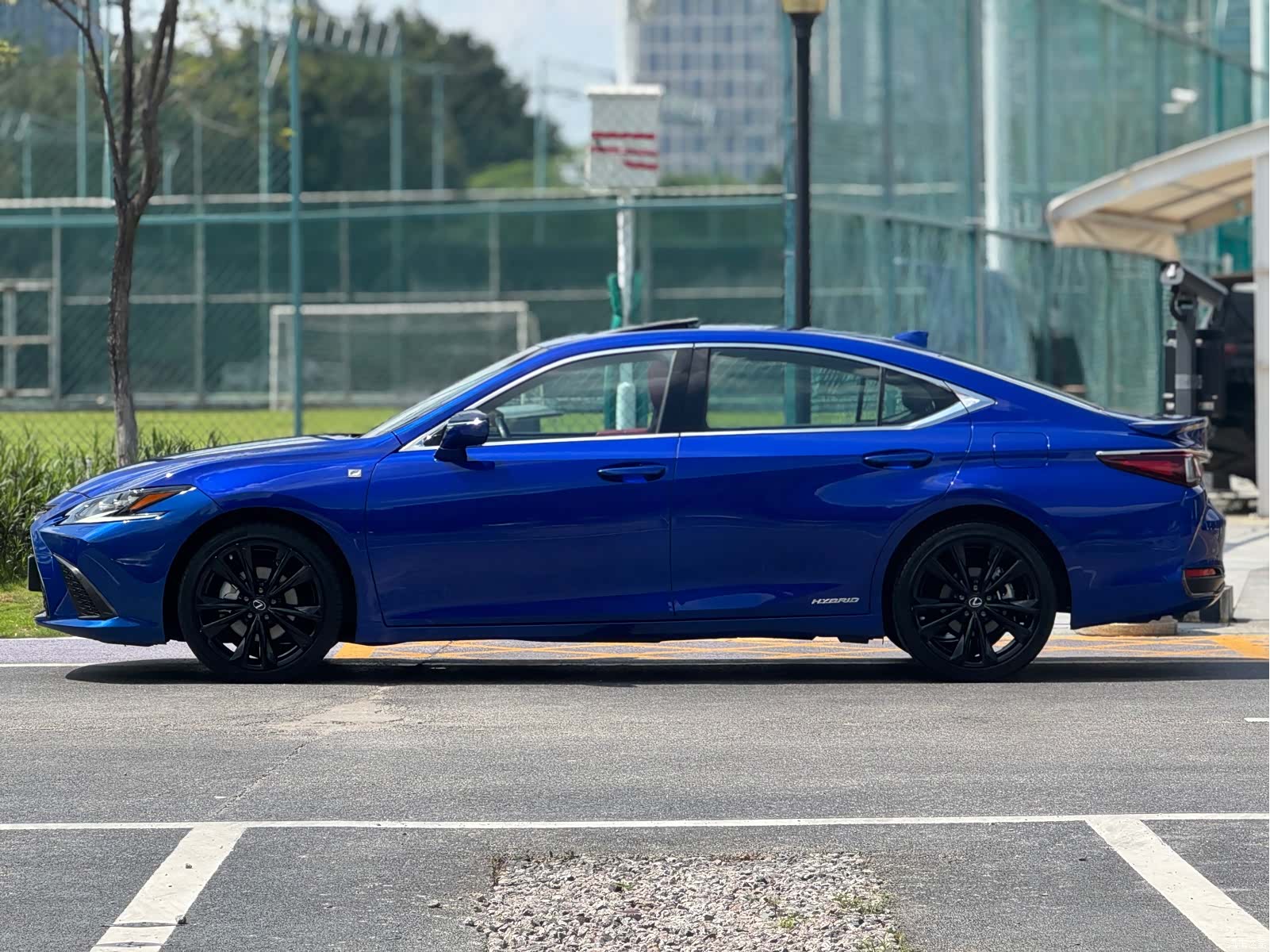 Lexus ES, 2021 3