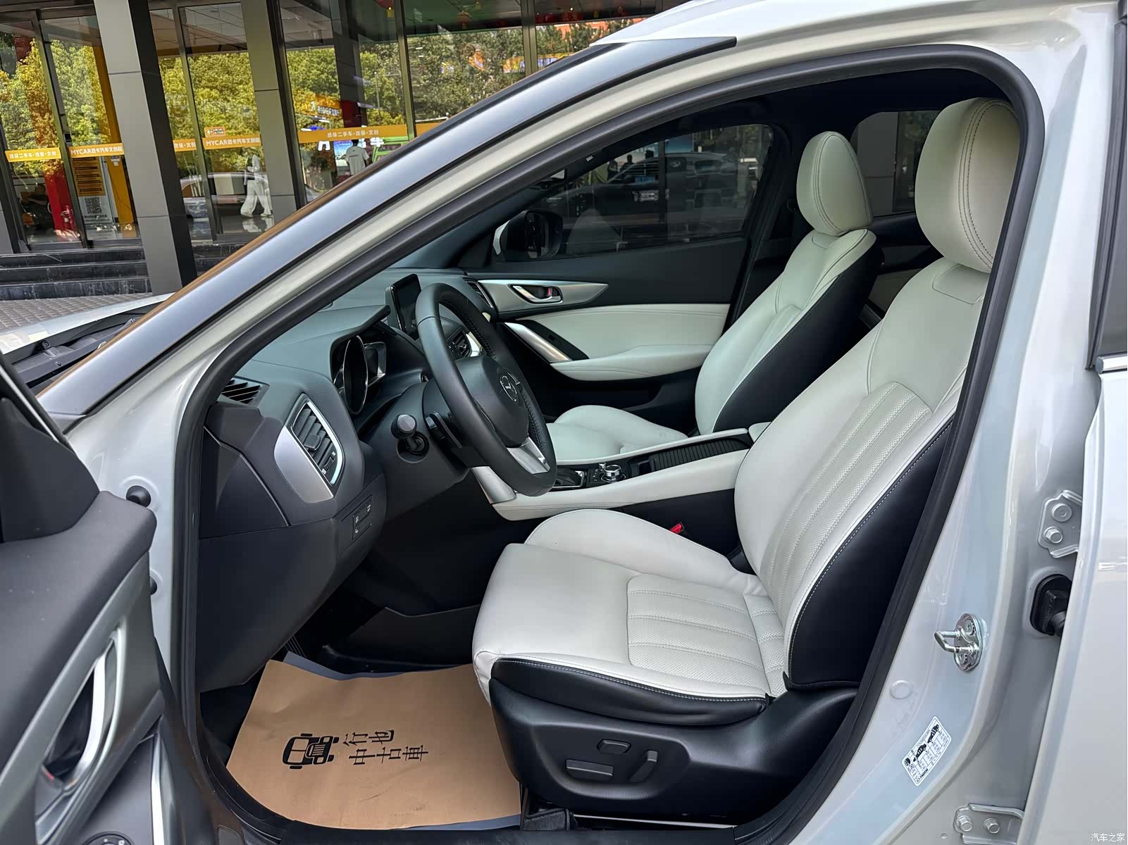Mazda CX-4, 2016 9