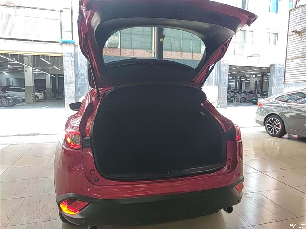 Mazda CX-4, 2018 19