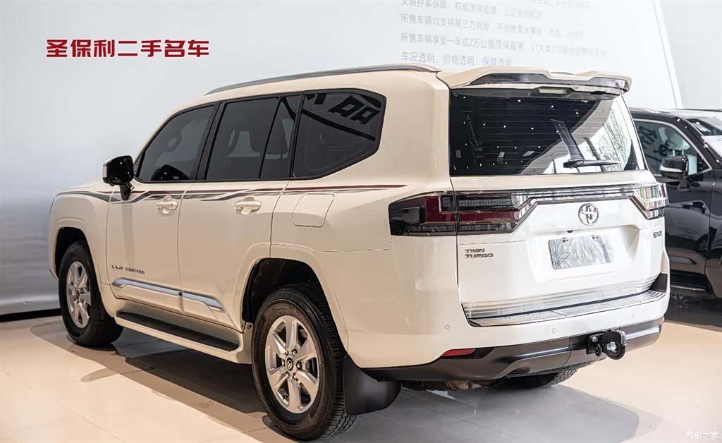 Toyota Land Cruiser, 2025 3