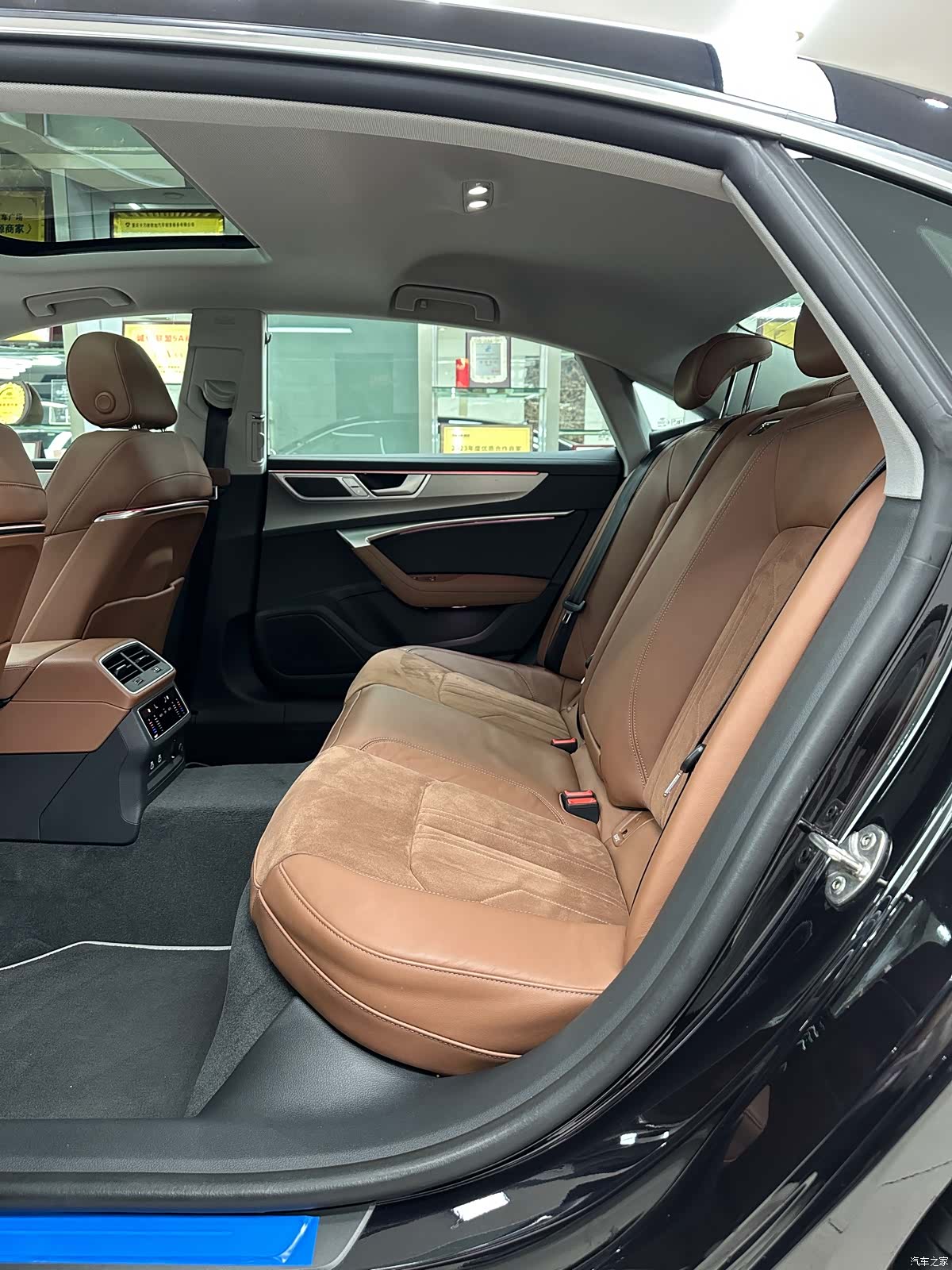 Audi A7L, 2025 9