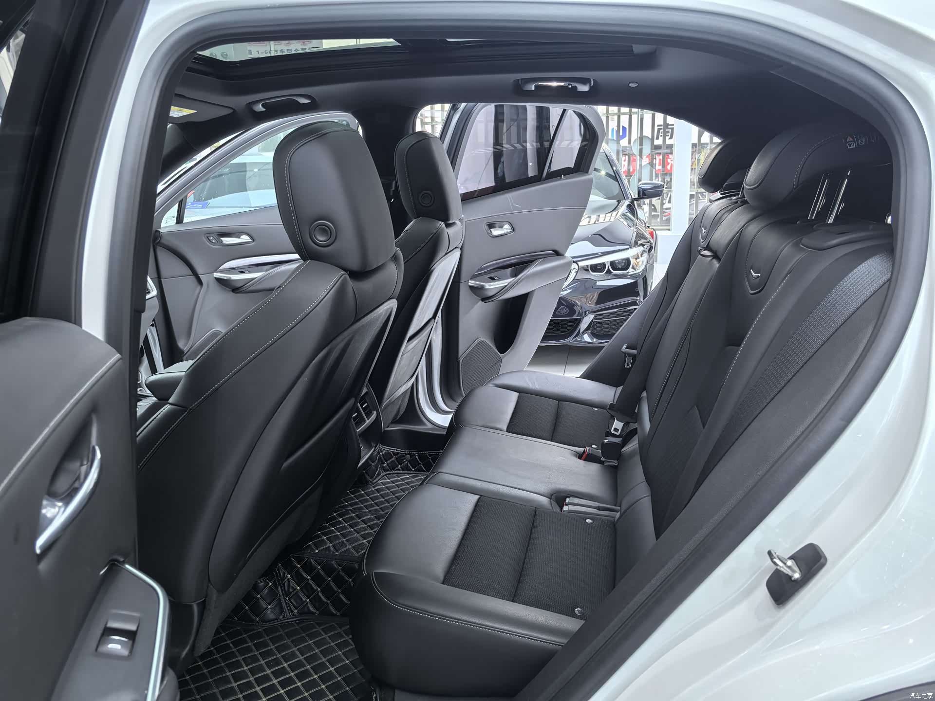 Cadillac XT4, 2021 12