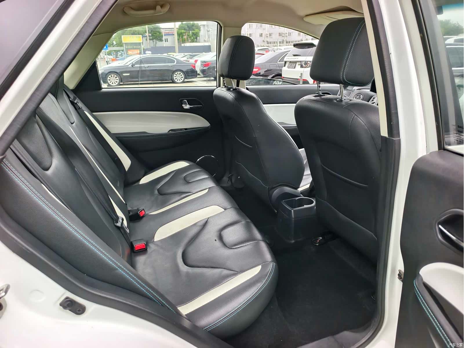 JAC iEV5, 2015 15