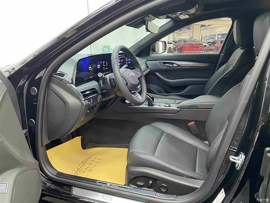 Cadillac CT5, 2025 7