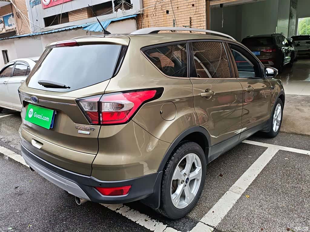 Ford Kuga, 2017 7