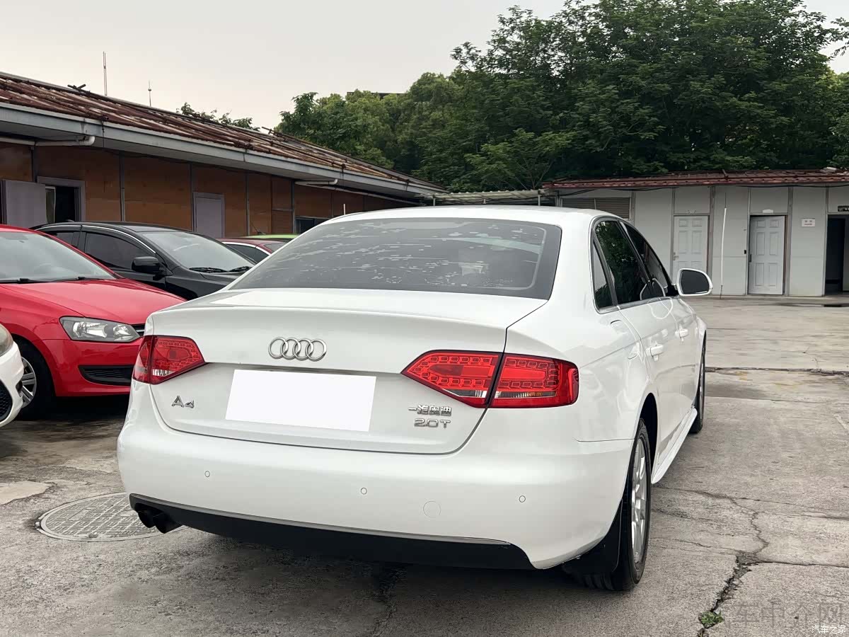 Audi A4L, 2011 11
