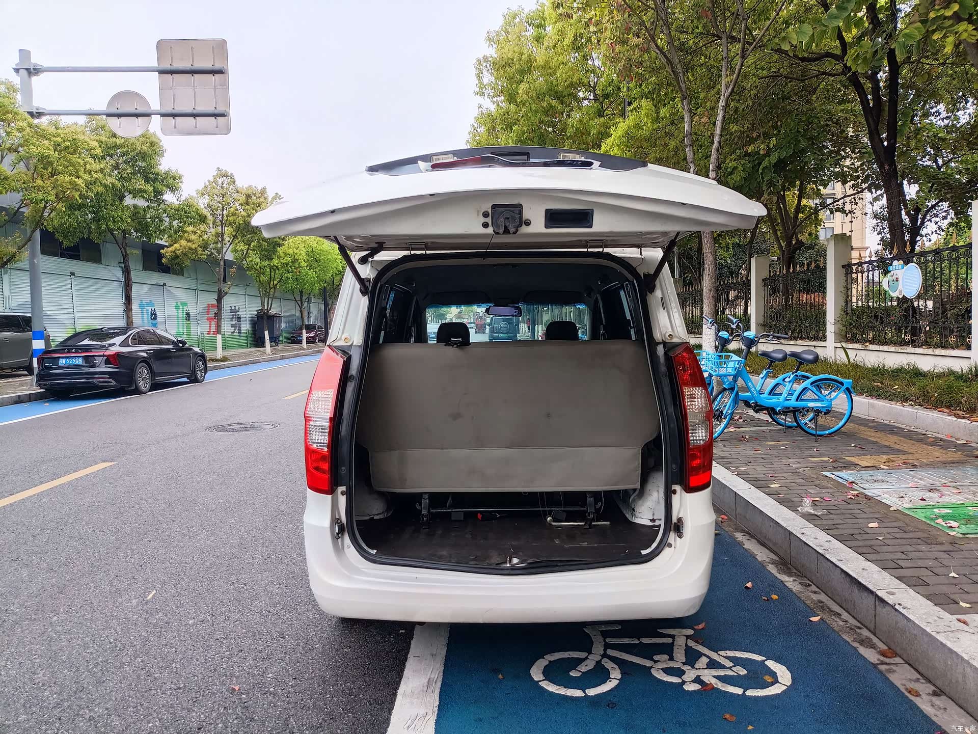 Wuling Hongguang, 2016 6