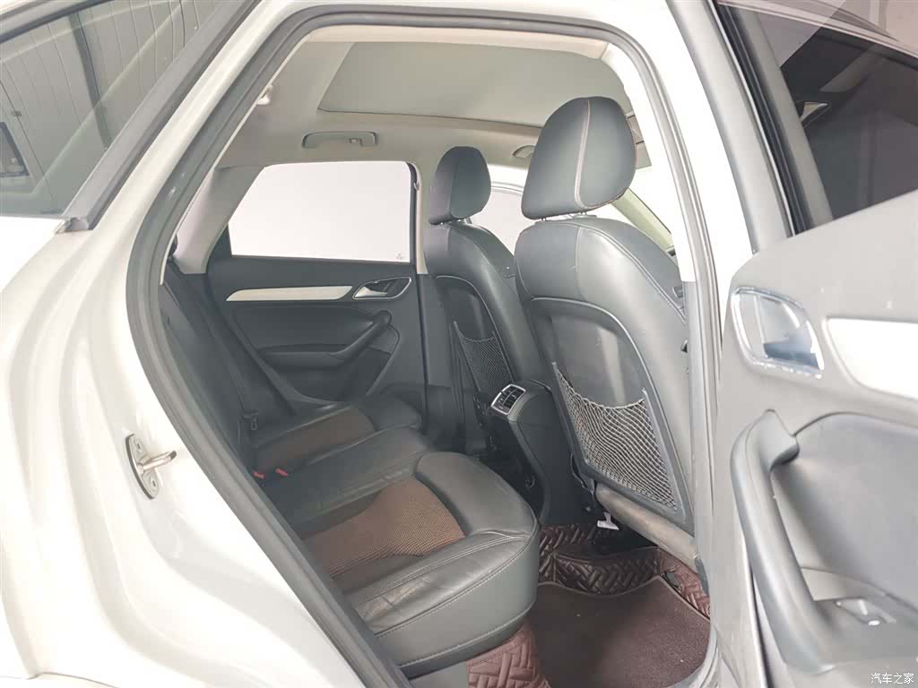 Audi Q3, 2018 6