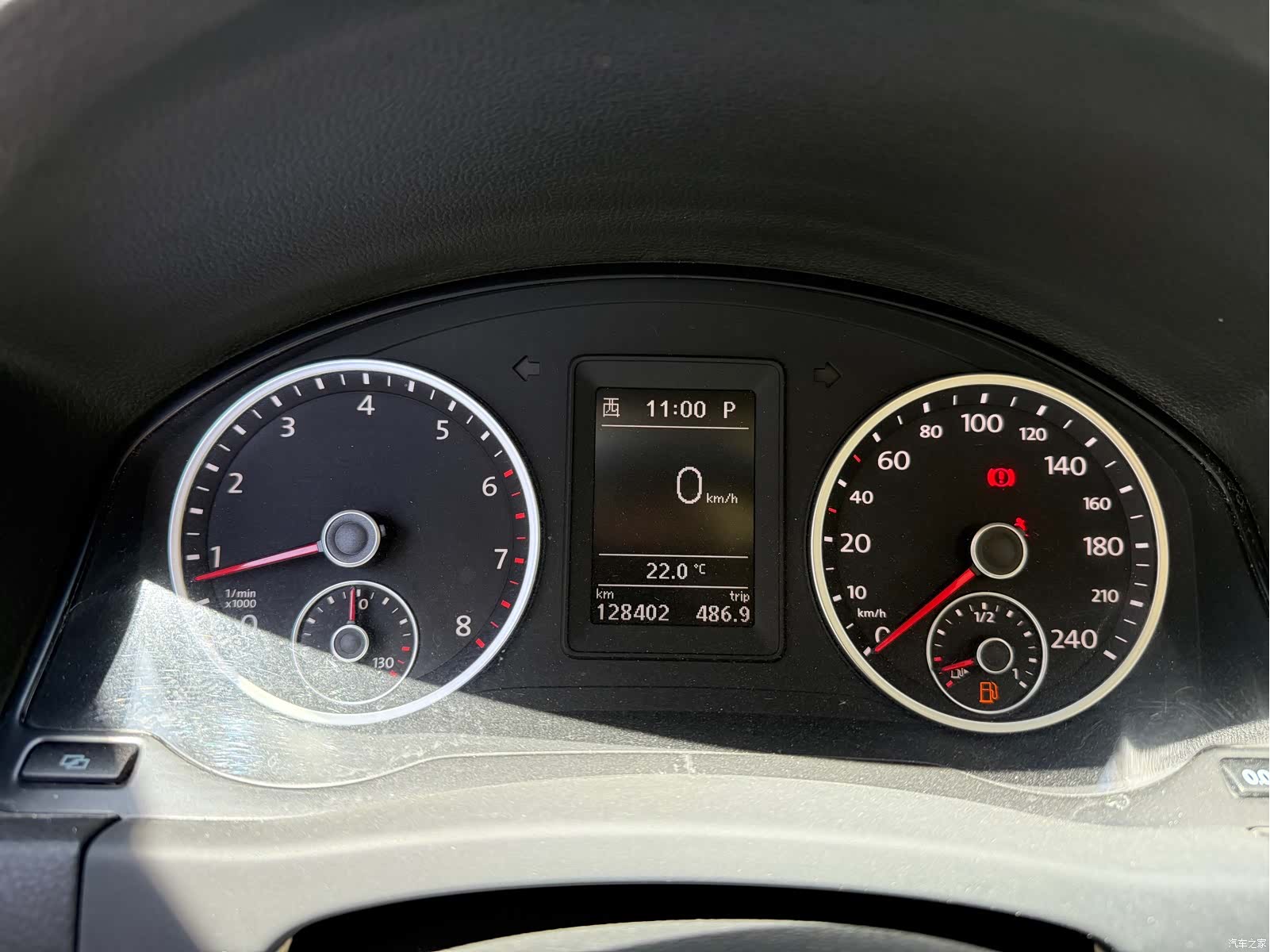 Volkswagen Tiguan, 2011 16