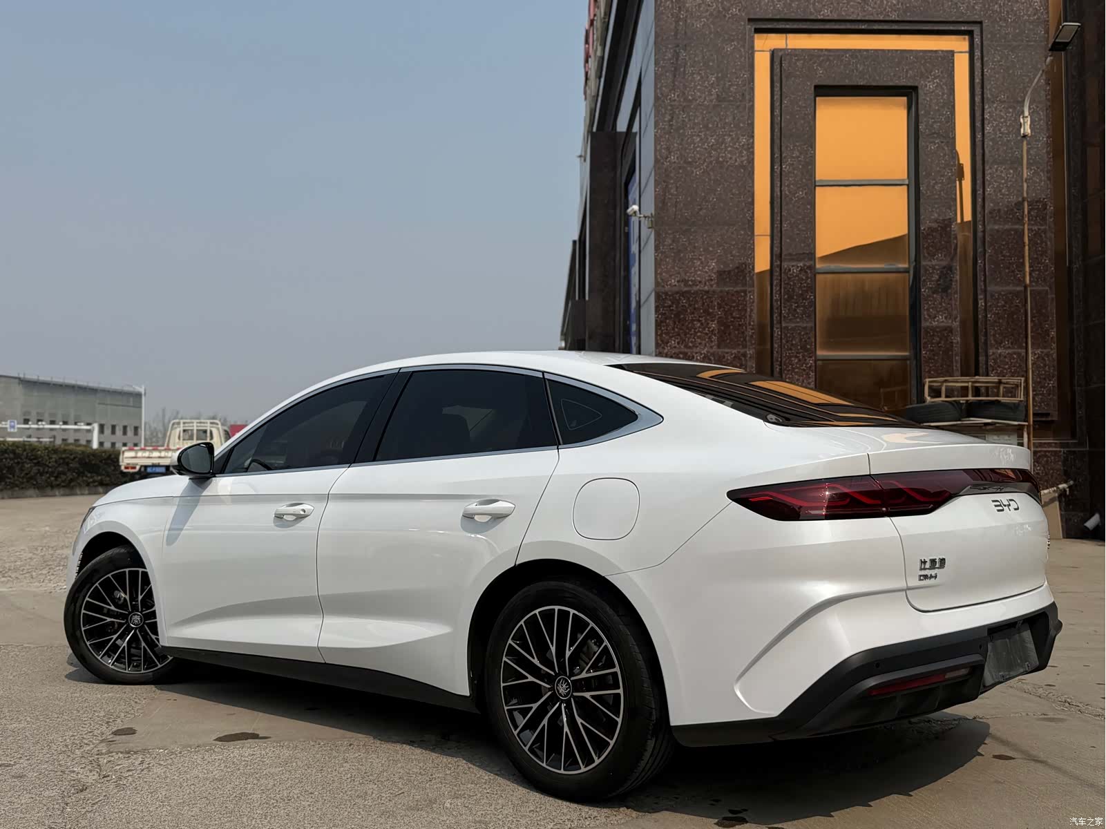 BYD Qin, 2024 все фото