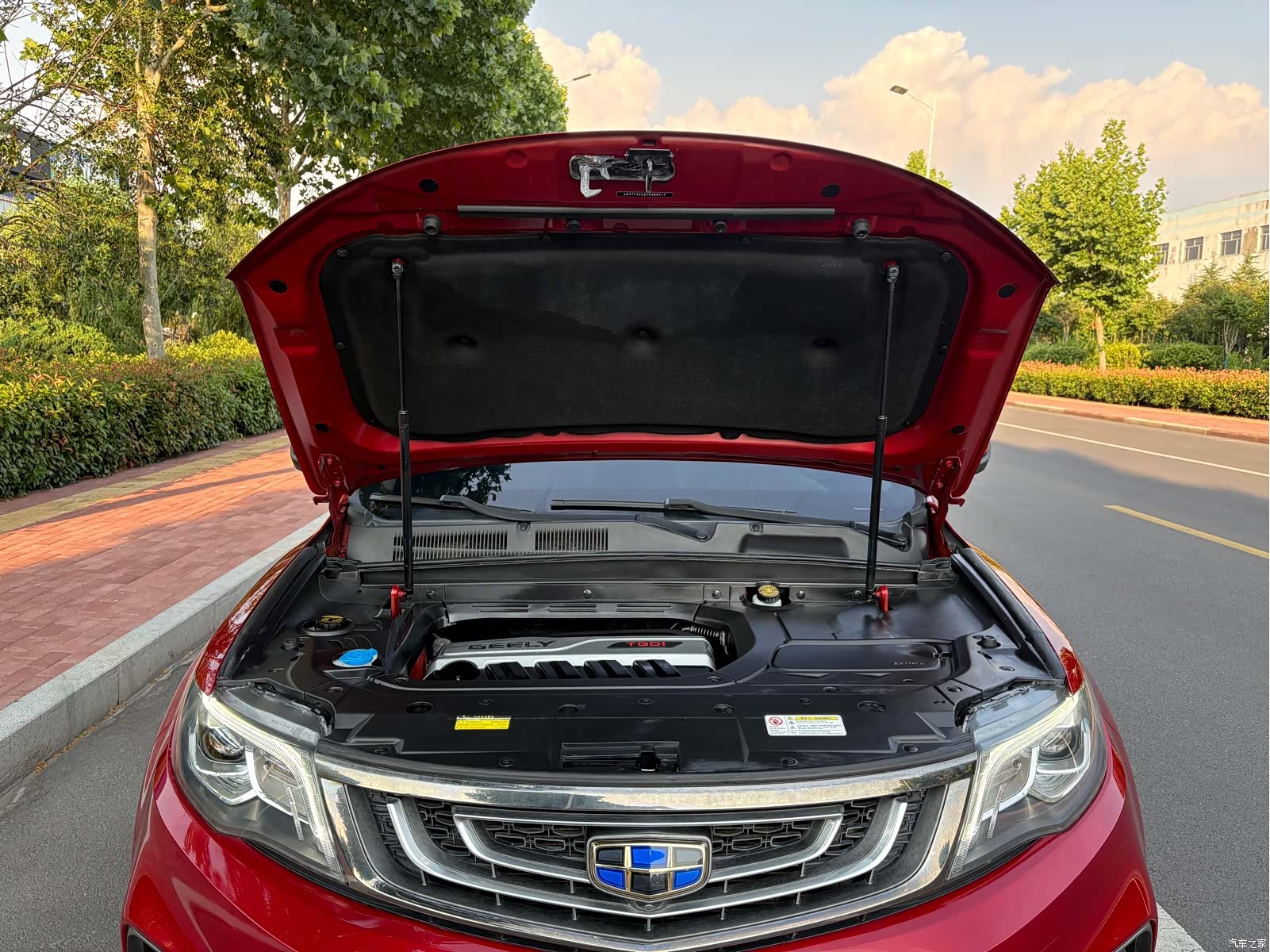 Geely Boyue, 2019 11