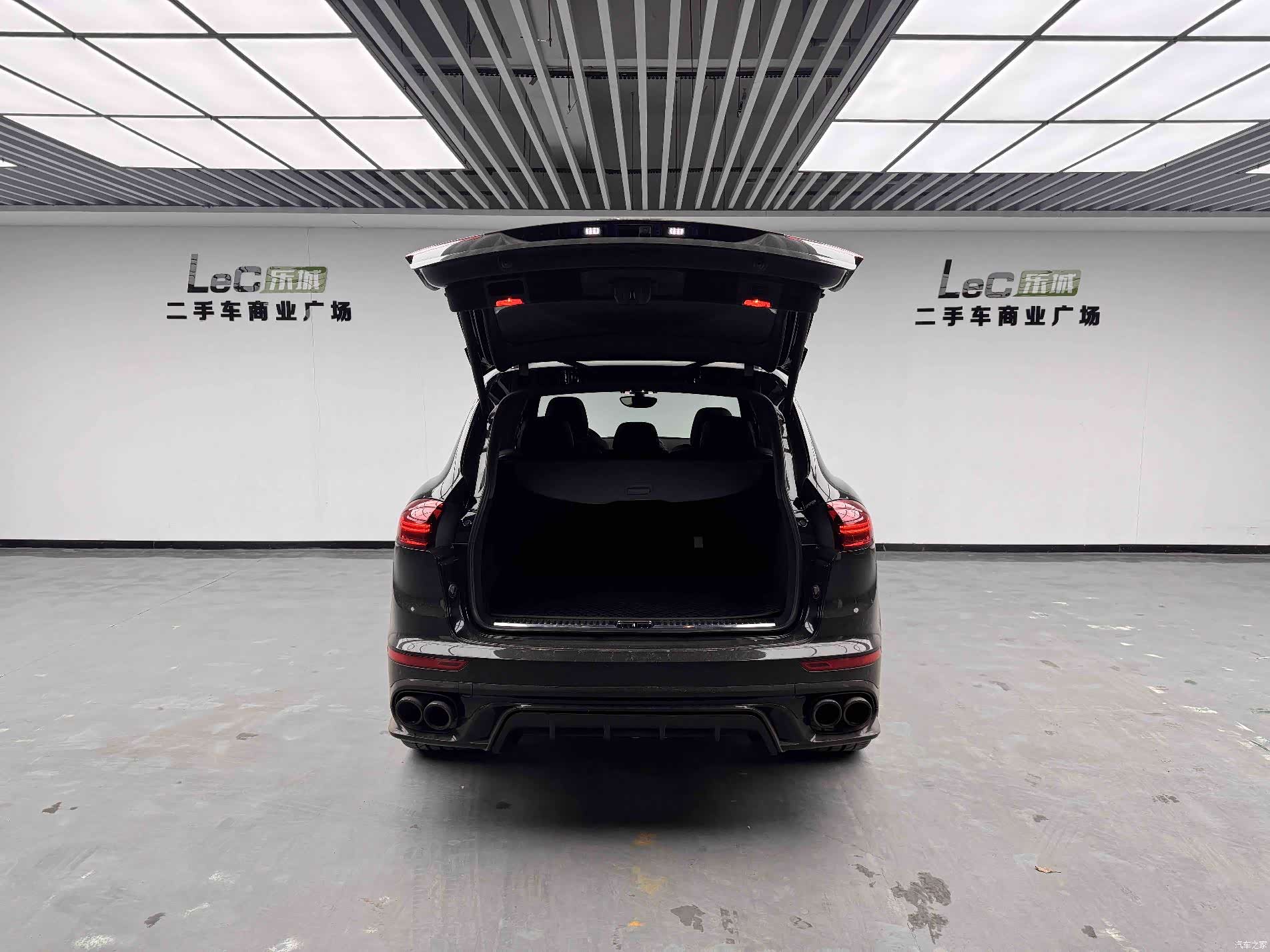 Porsche Cayenne, 2017 8