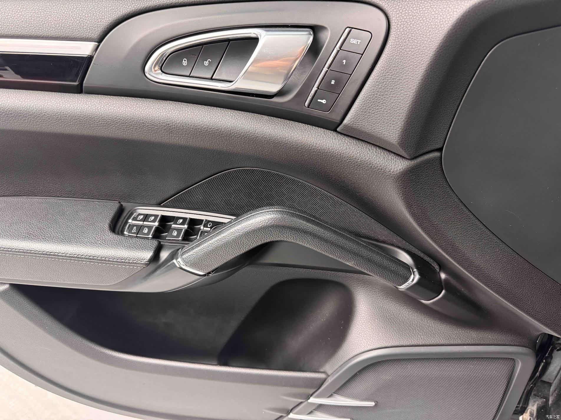 Porsche Cayenne, 2017 9