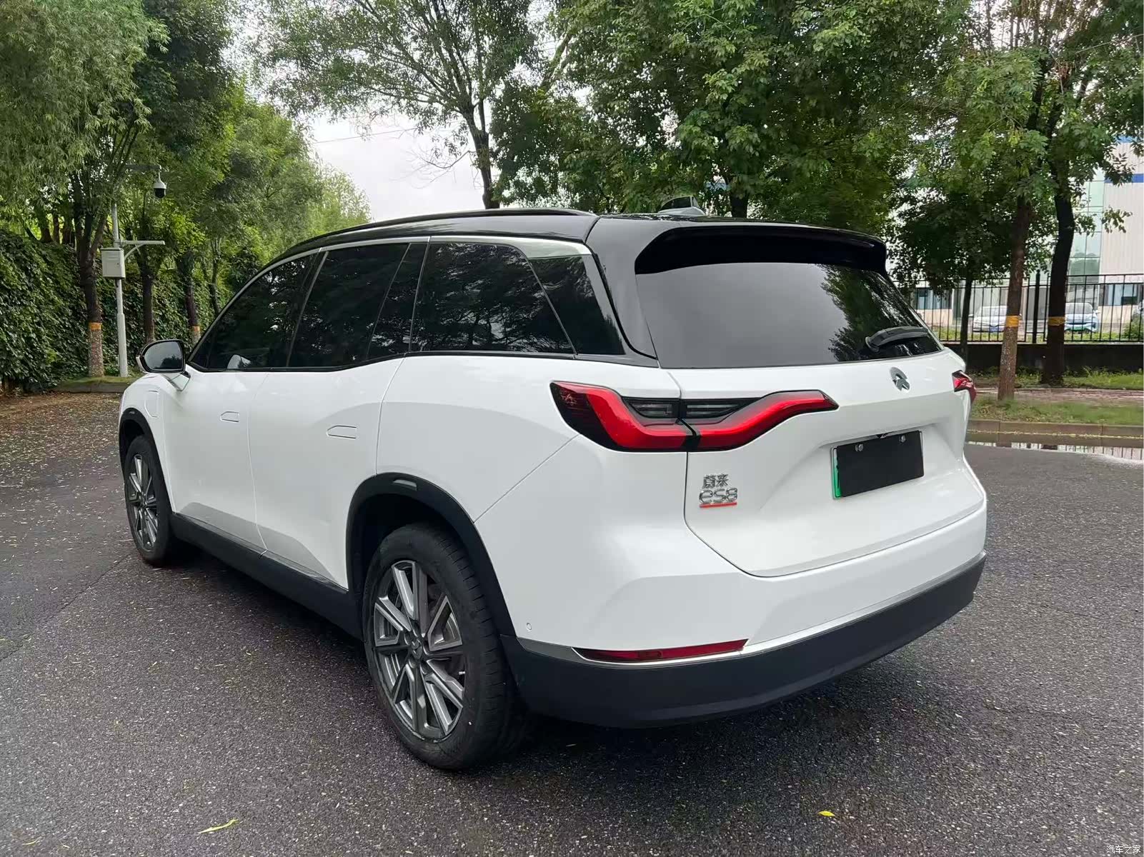 NIO ES8, 2021 7