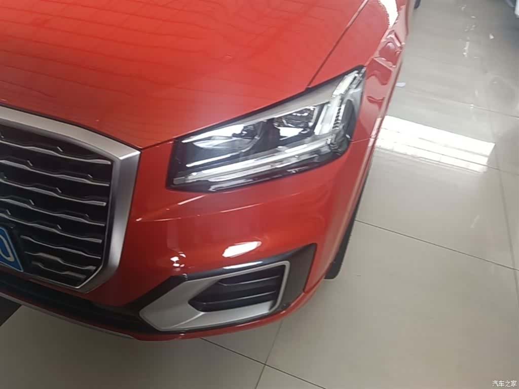 Audi Q2L, 2020 24