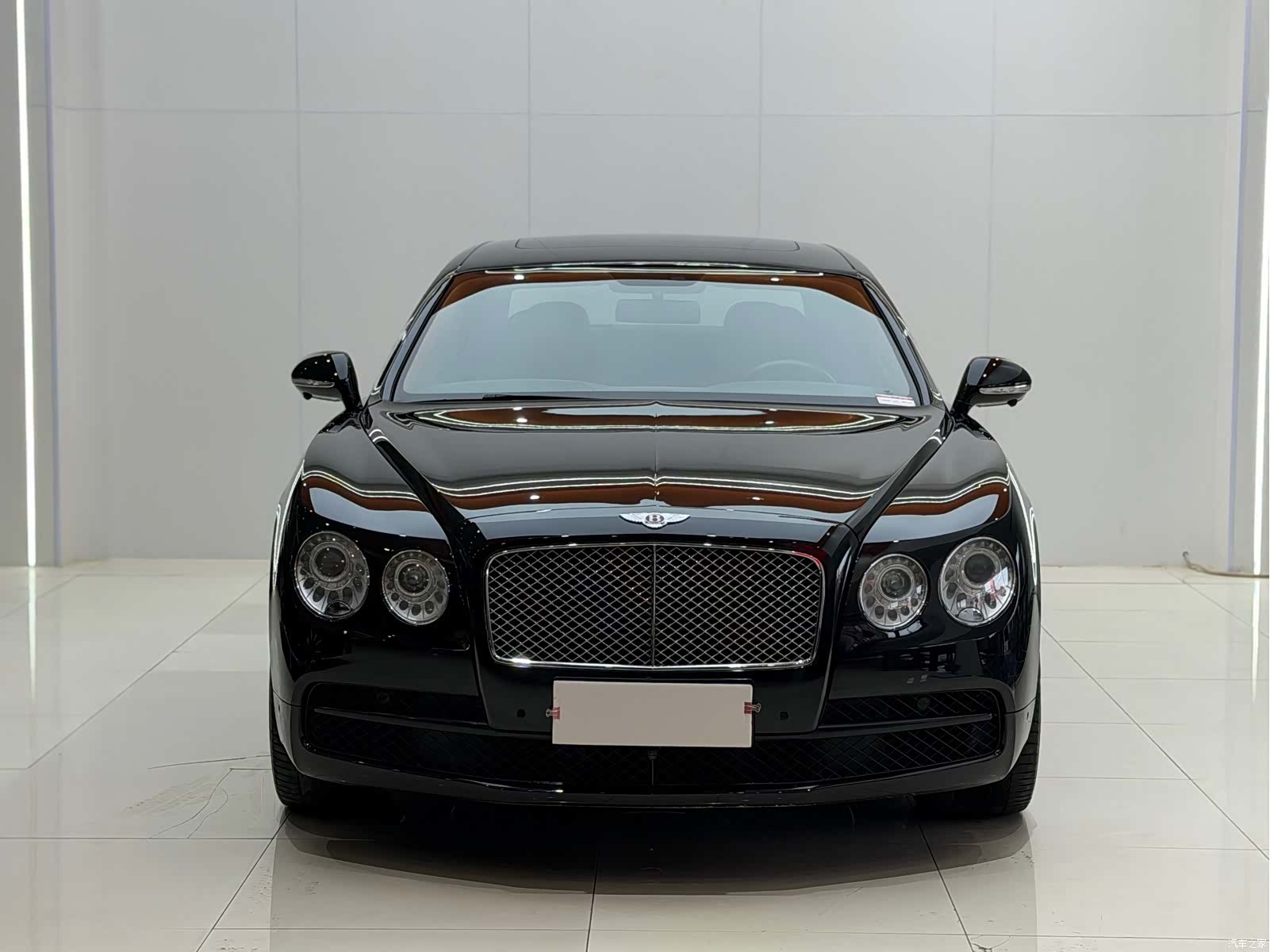 Bentley Flying Spur, 2016 1