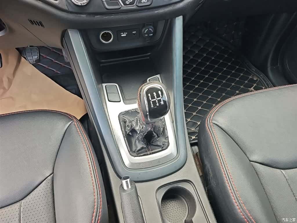 Chery 5, 2015 14