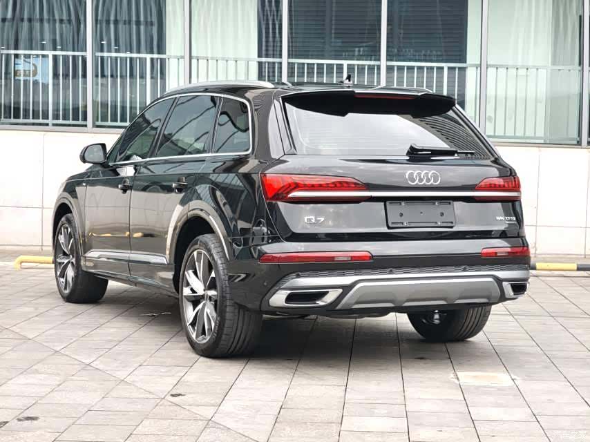 Audi Q7, 2023 12