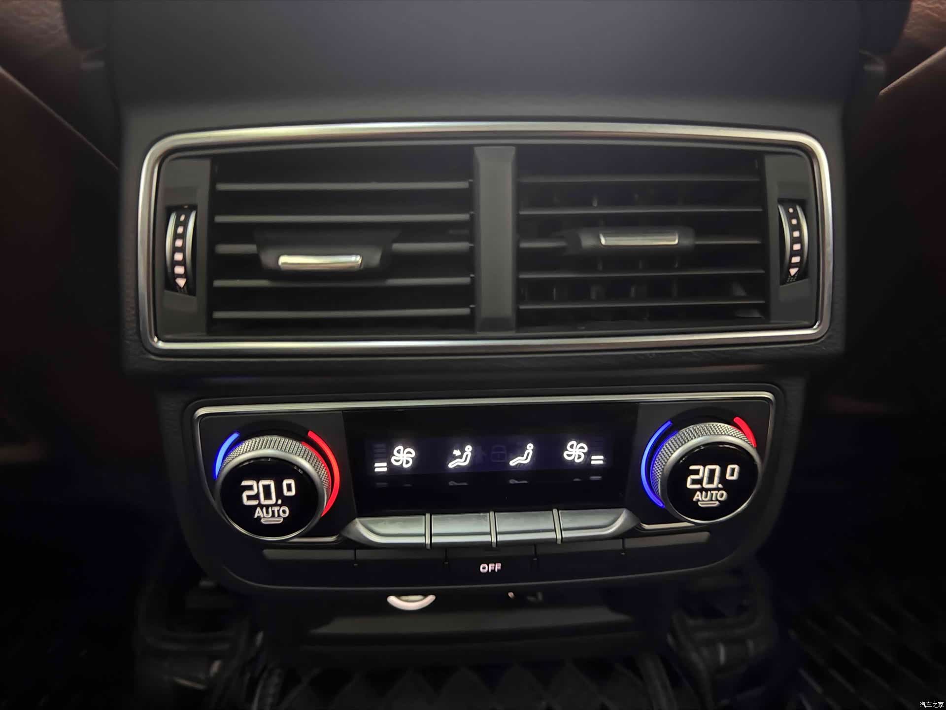 Audi Q7, 2019 11