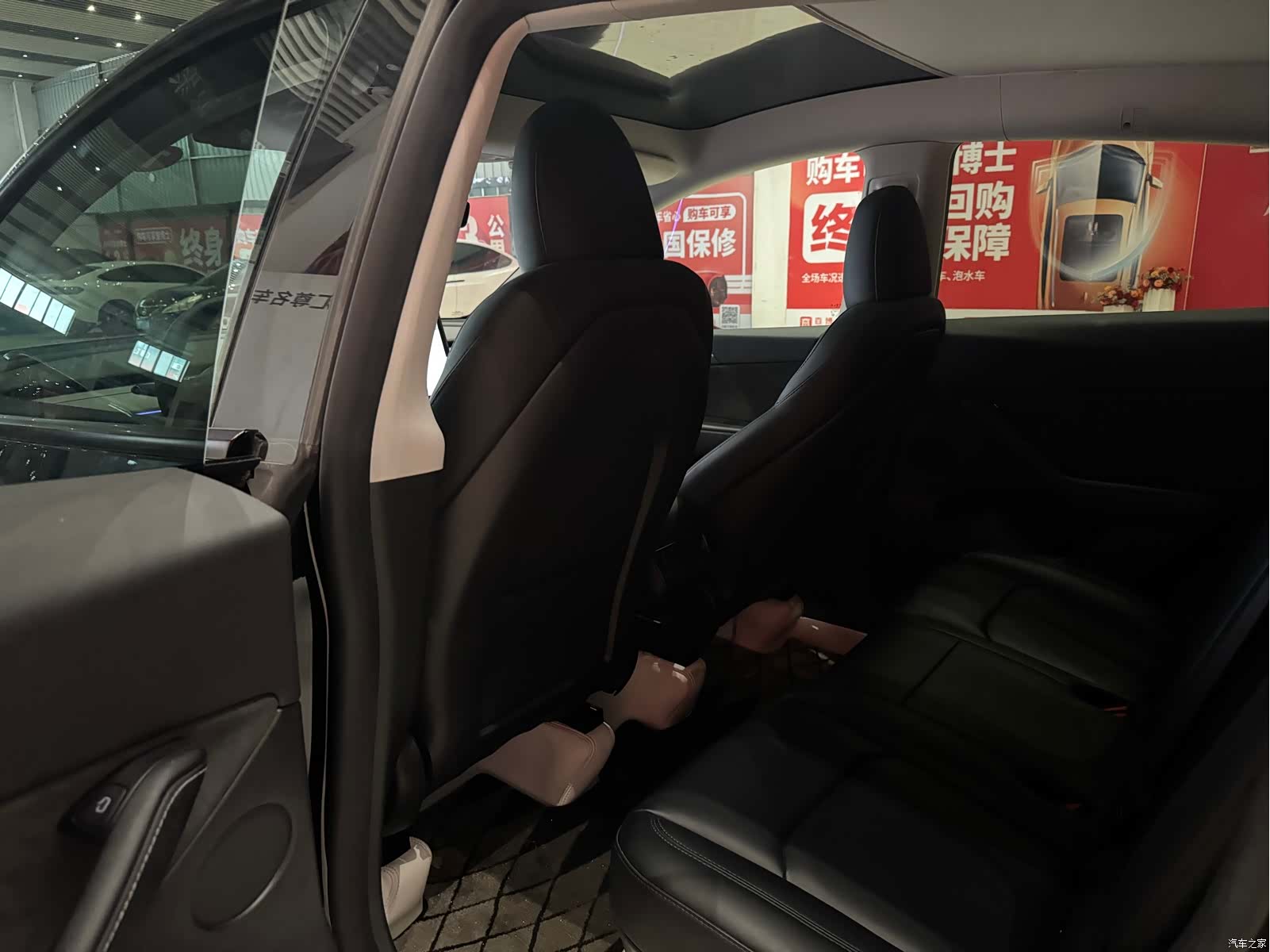 Tesla Model Y, 2024 9