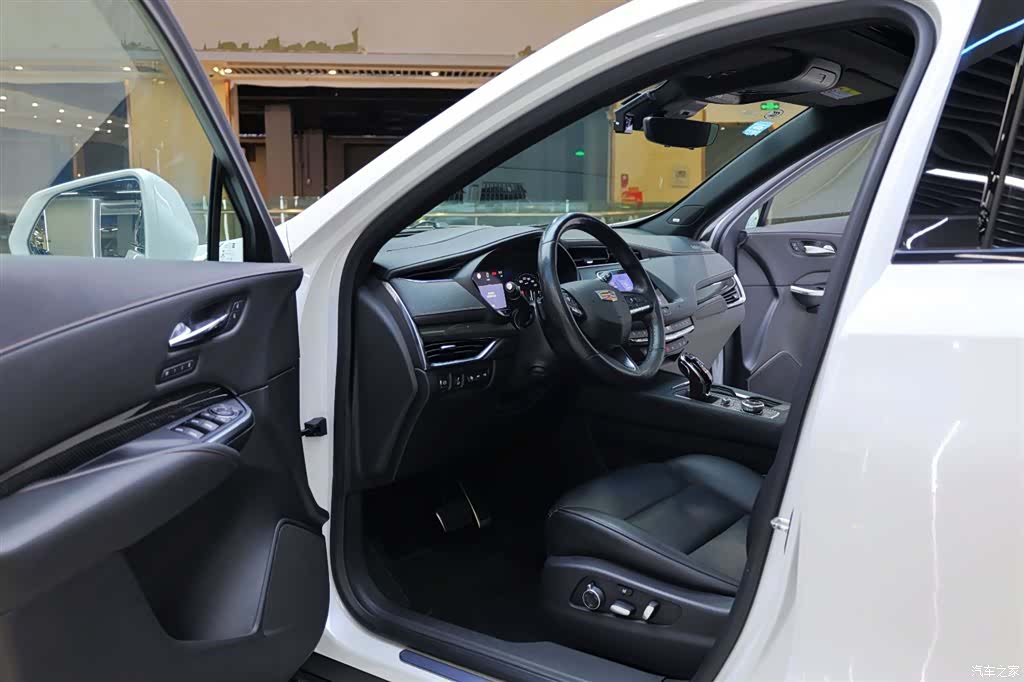 Cadillac XT4, 2020 15