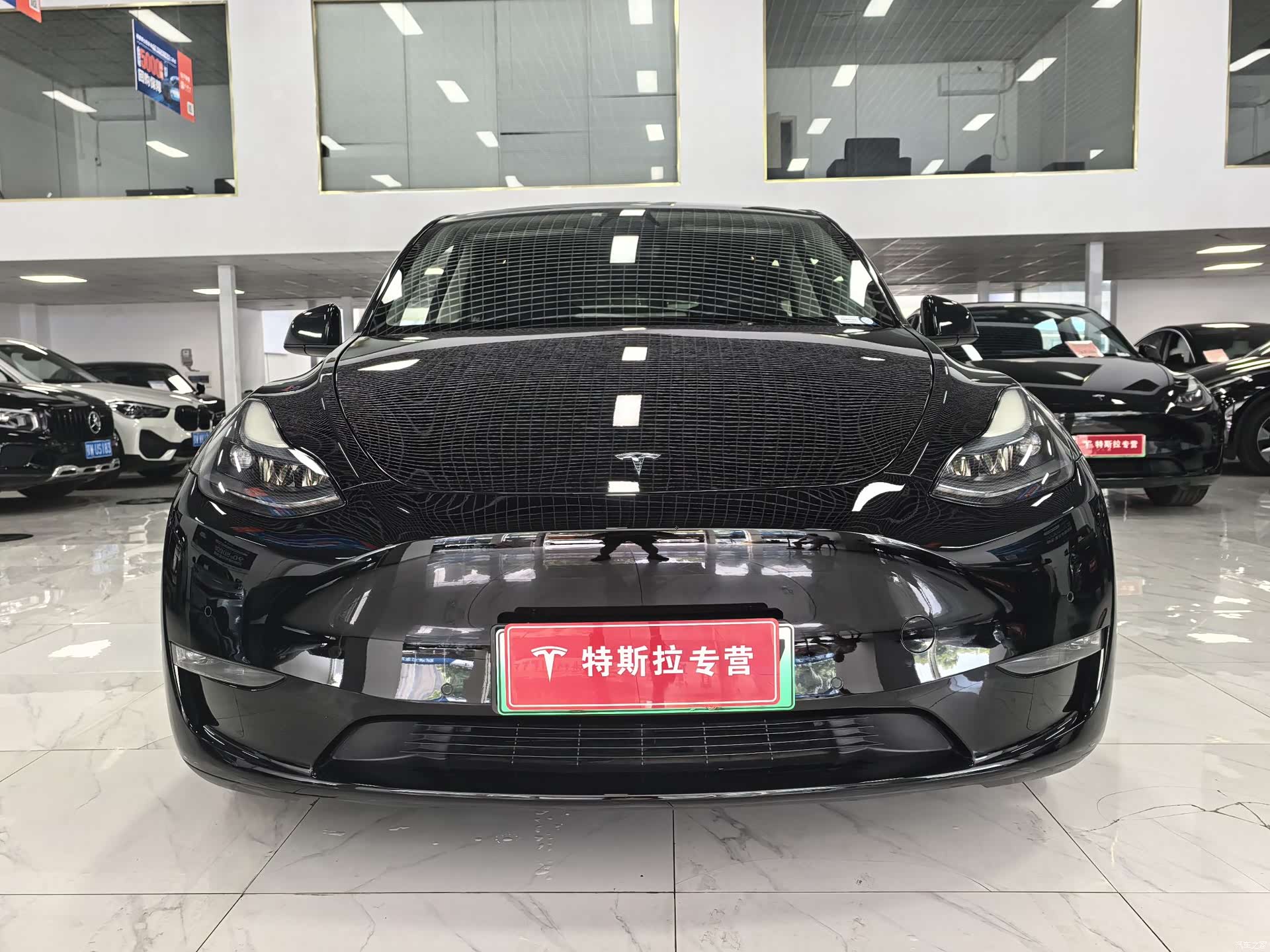 Tesla Model Y, 2022 2