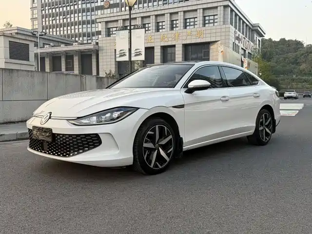 Volkswagen Lamando 2023 — купить из Китая под заказ