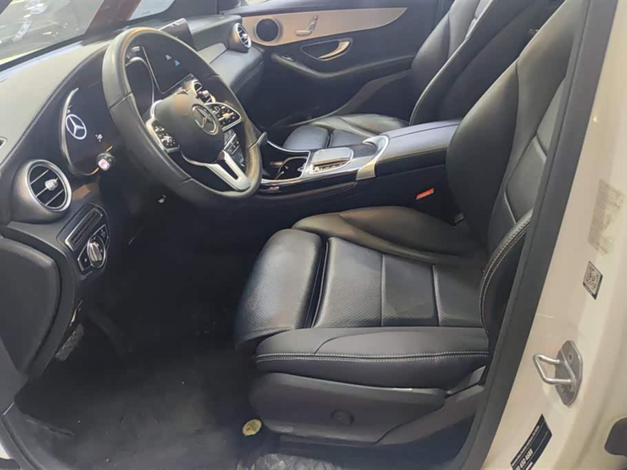 Mercedes-Benz GLC Mercedes-Benz GLC