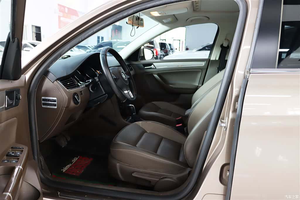 Volkswagen Bora, 2015 4