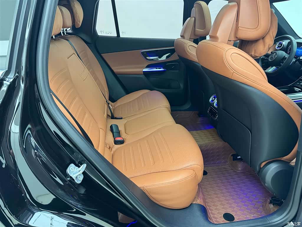 Mercedes-Benz GLC, 2023 8