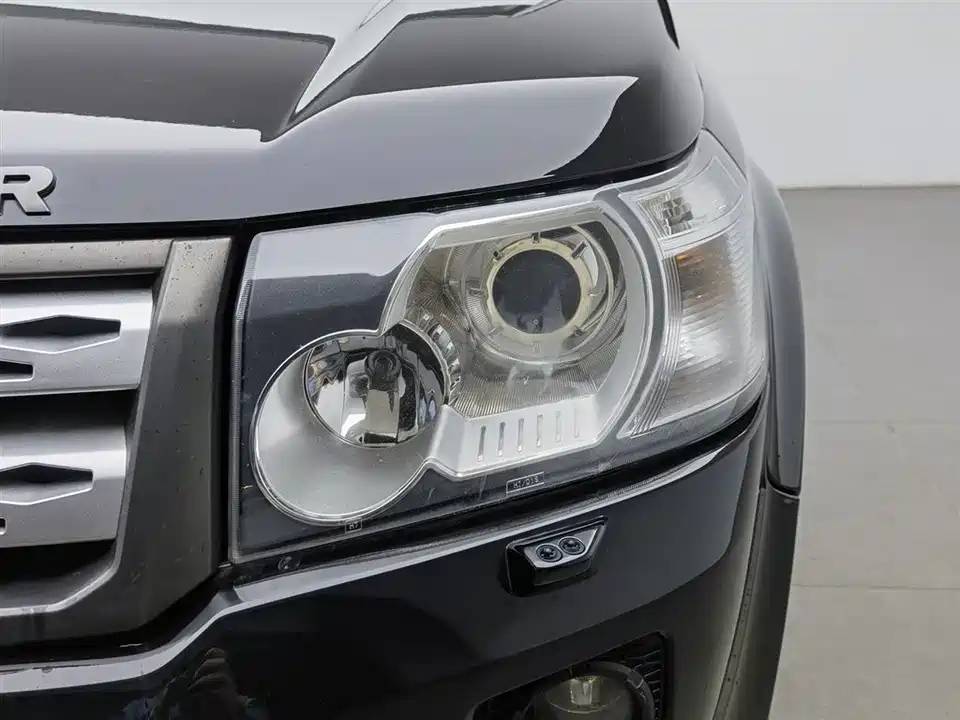 Land Rover Freelander 2