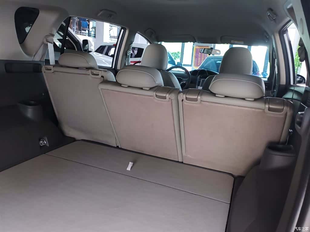 Toyota 180E, 2015 19