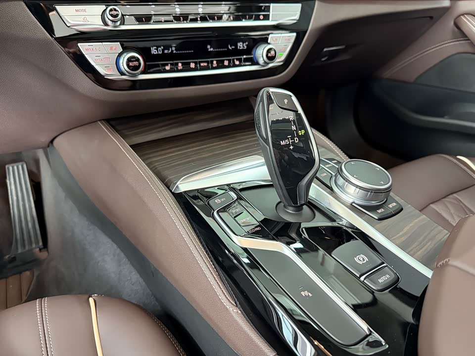BMW 5 series BMW 5 series