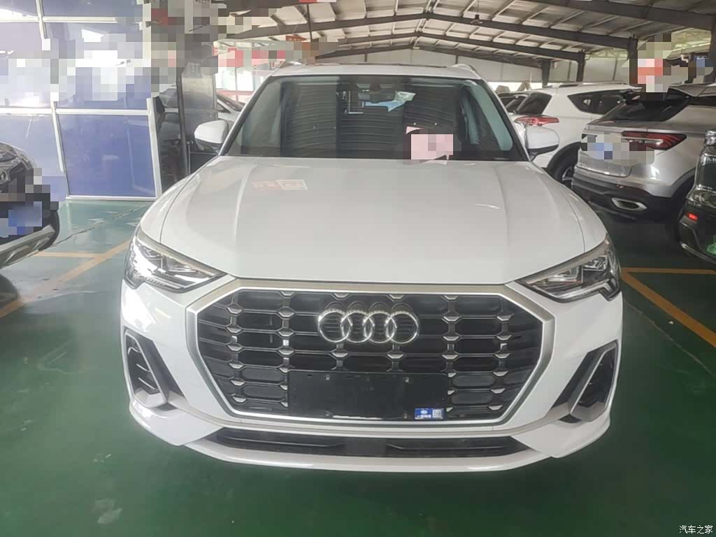 Audi Q3, 2022 3