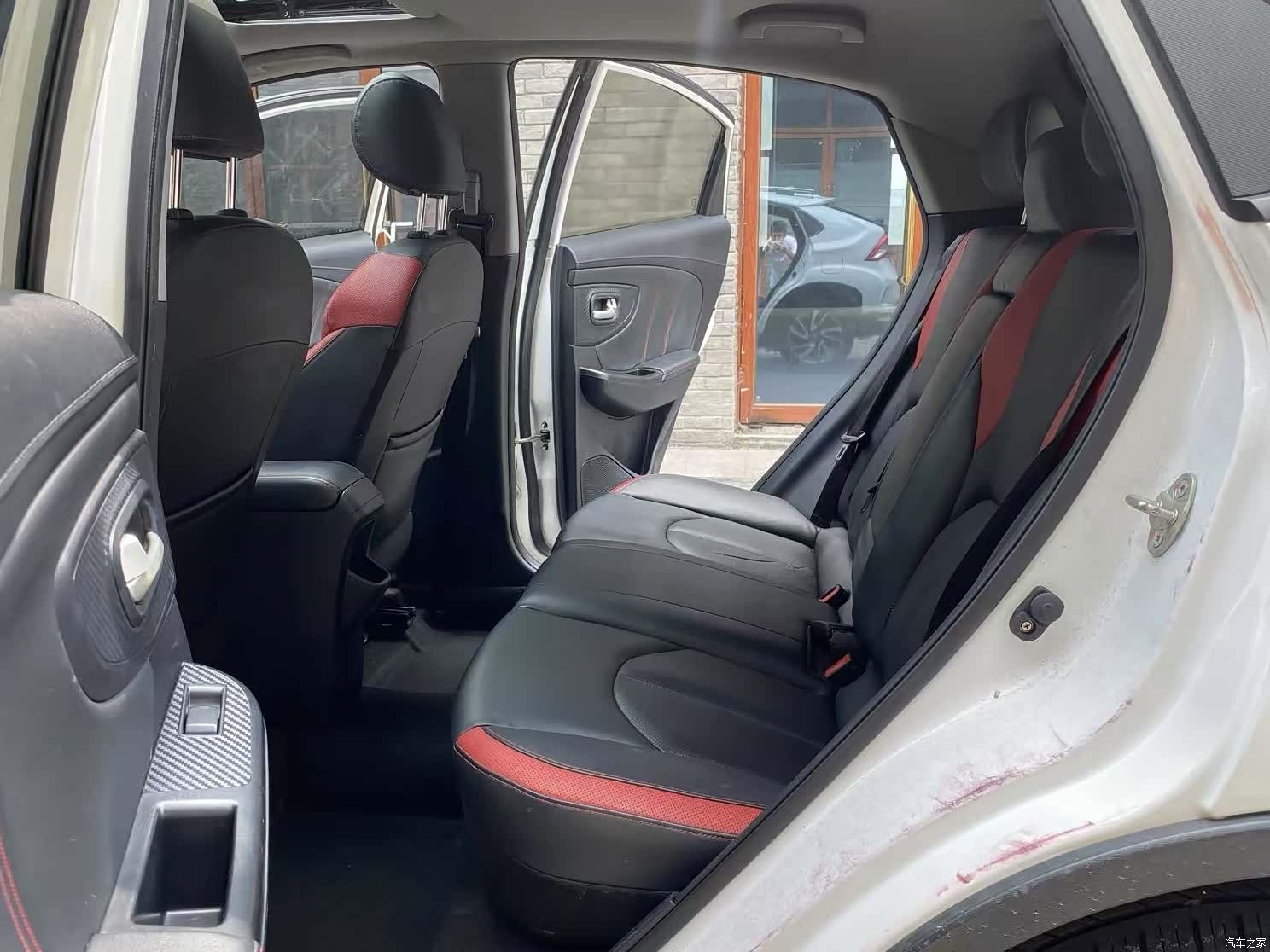 DongFeng U5, 2018 9