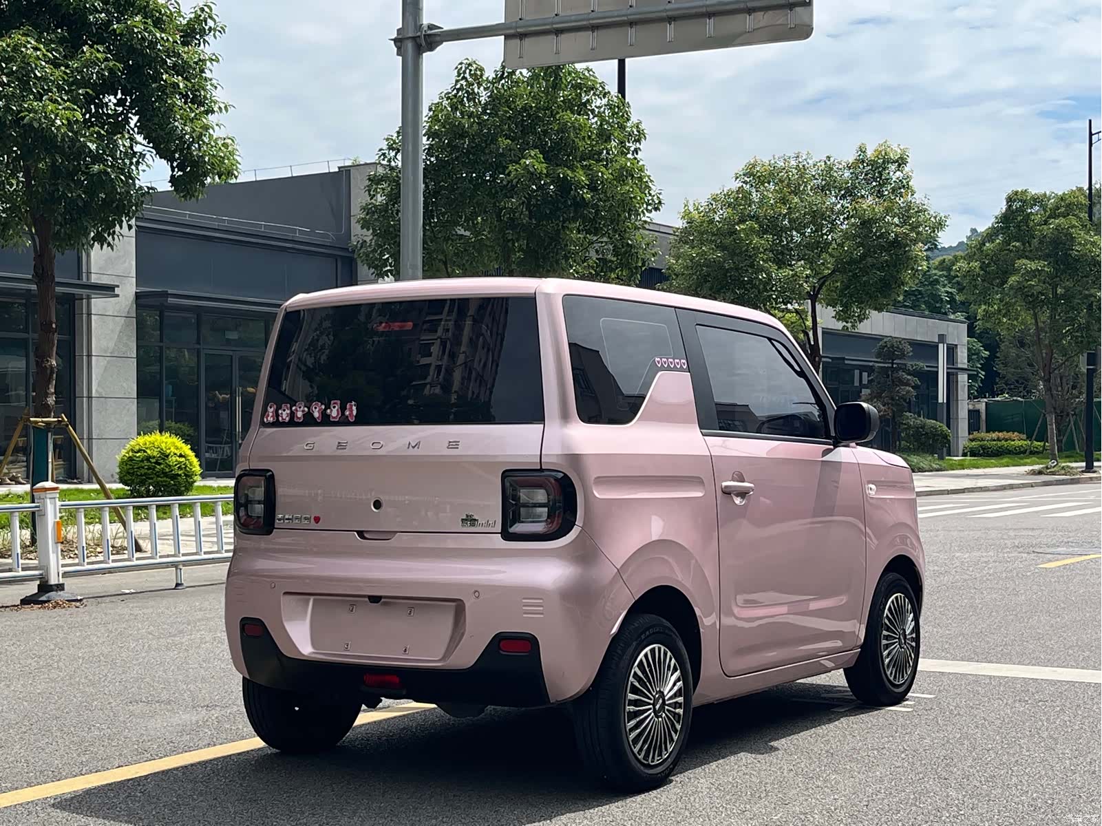 Geely Panda, 2023 7
