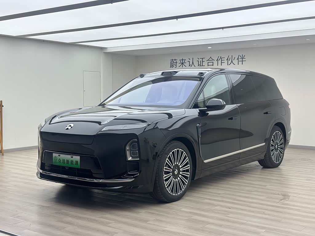 NIO ES8