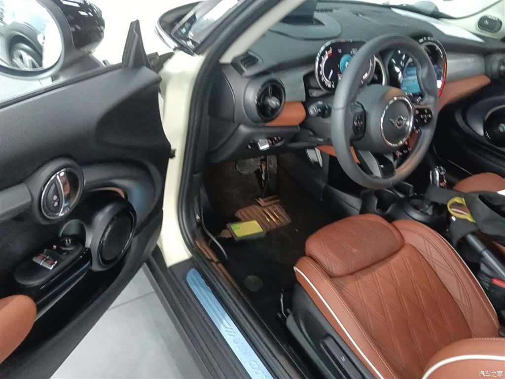 Mini Cooper, 2023 16