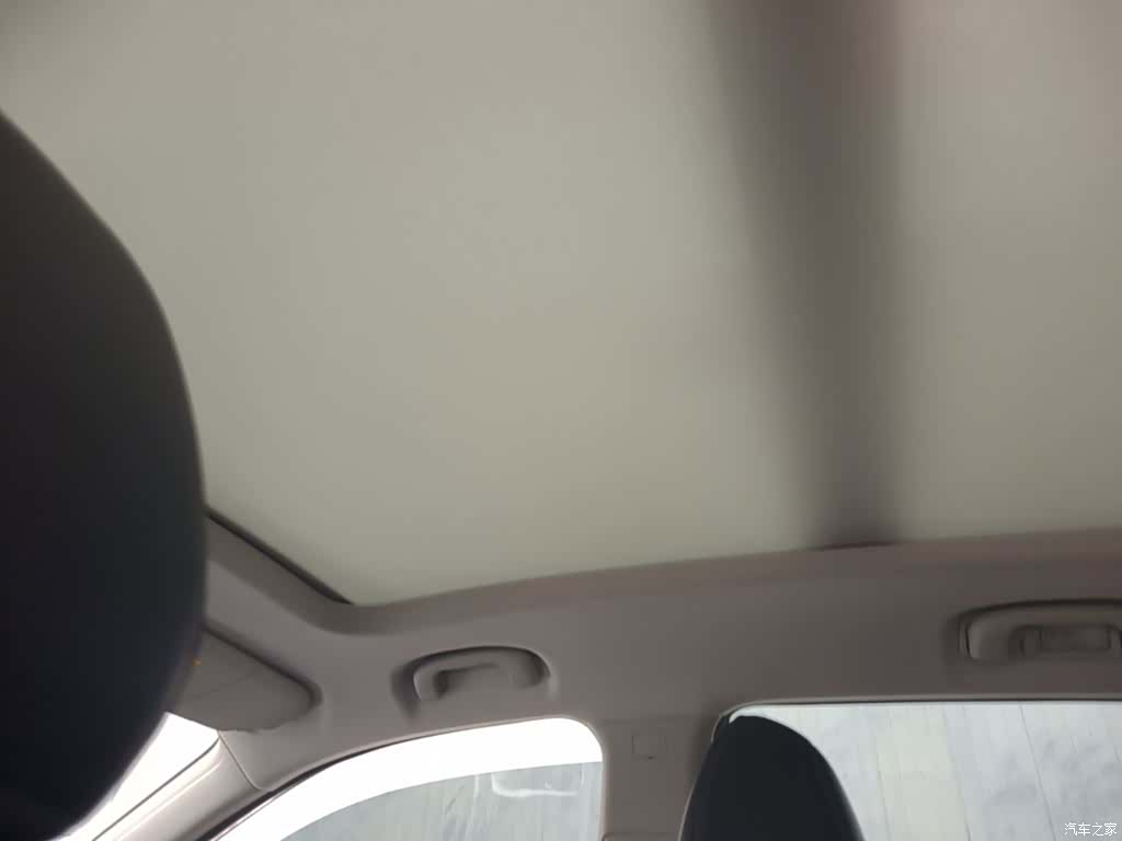 Roewe RX5, 2025 18