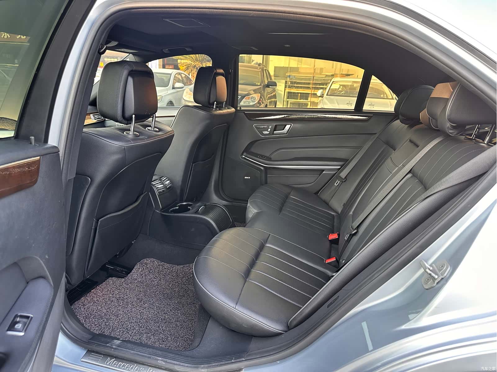 Mercedes-Benz E-Class, 2016 8