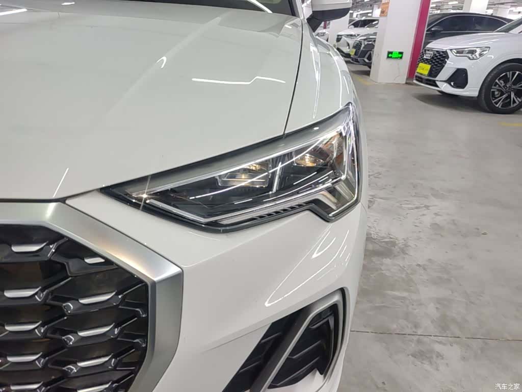 Audi Q3, 2022 24